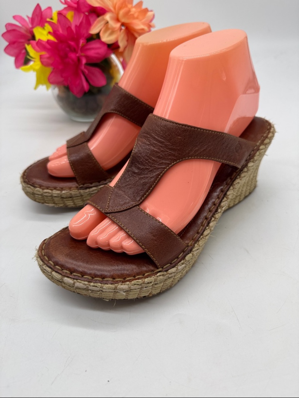Born Brown Leather Espadrille Wedge Sandals Size 8